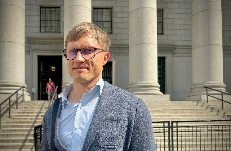 Defense Raises Possibility of a Mistrial Over Allegedly Misleading &lsquo;Victim&rsquo; Witness Testimony in Roman Storm Trial