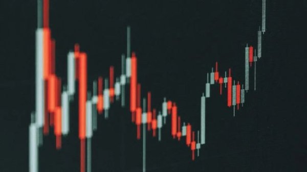 Bitcoin And Crypto Market To Crash? Analyst&rsquo;s August-September Prediction