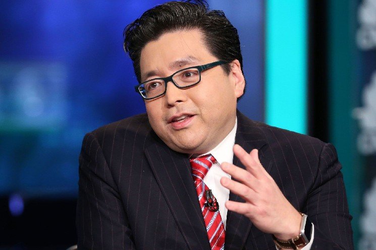 Ethereum Bull Tom Lee Speaks About ETH: Says It&rsquo;s Chance to Surpass Bitcoin