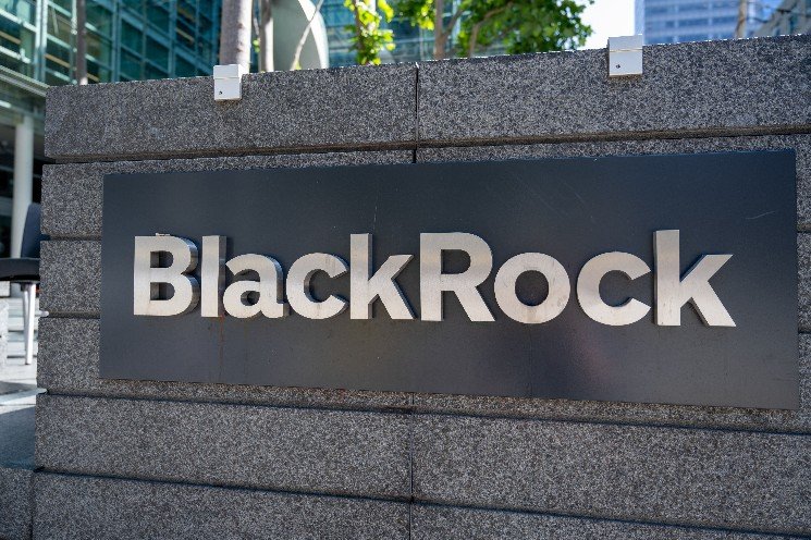 U.S. Spot XRP ETFs: Five Possible Reasons Behind BlackRock&rsquo;s Hesitation to File for One