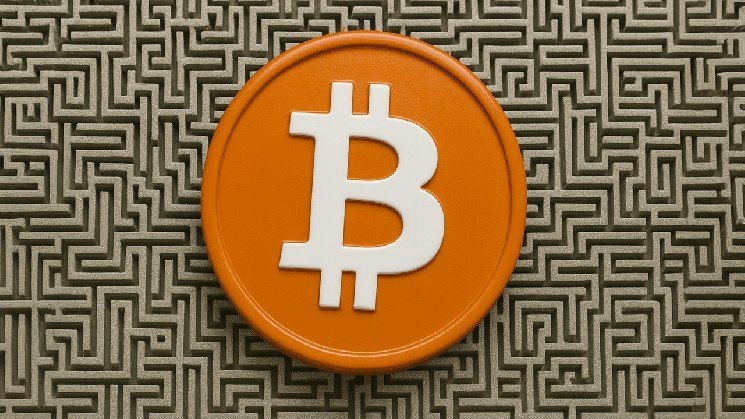 Historic Shift: Bitcoin Difficulty Spikes as Hashrate Retreats From Zettahash Range