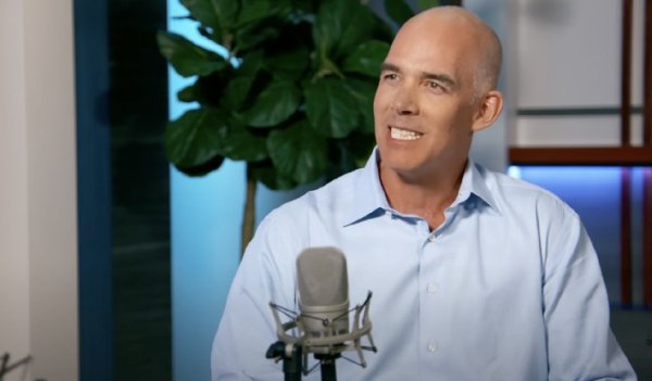 Buffett Devotee Can&rsquo;t Get Enough Bitcoin