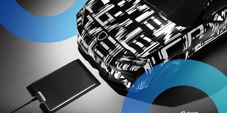 Porsche Will Roll Out Wireless EV Charging in 2026