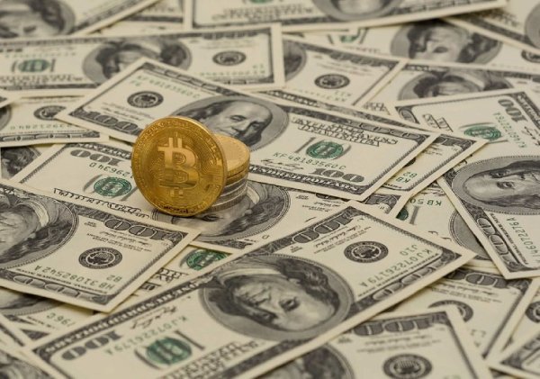When Will Bitcoin Reach the $1 Million Mark? Two Experts Speak Out