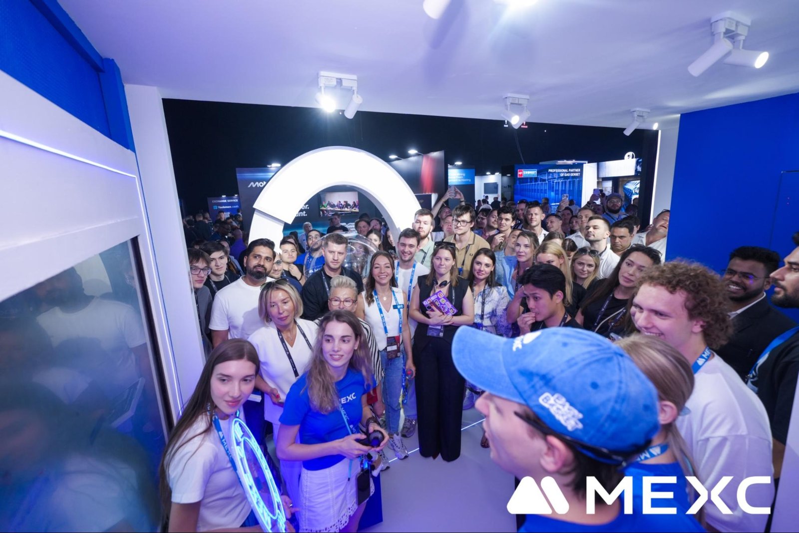 El Salvador: The Making of a Sovereign Nation