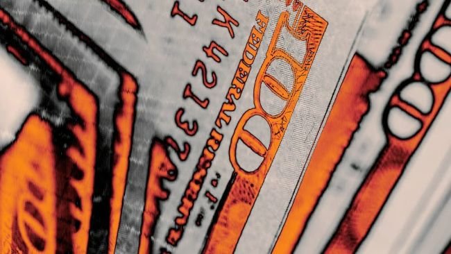 Ethereum Pauses Mid-Range As Market Awaits A Clear Signal