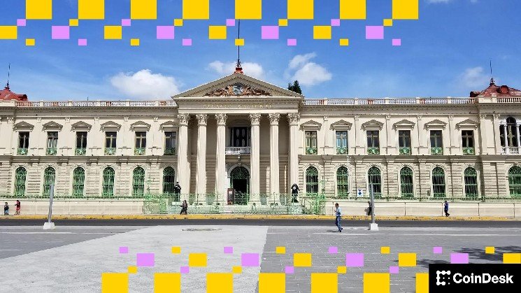 El Salvador Partners with Elon Musk&rsquo;s Grok in AI-Powered Education for 1M Students