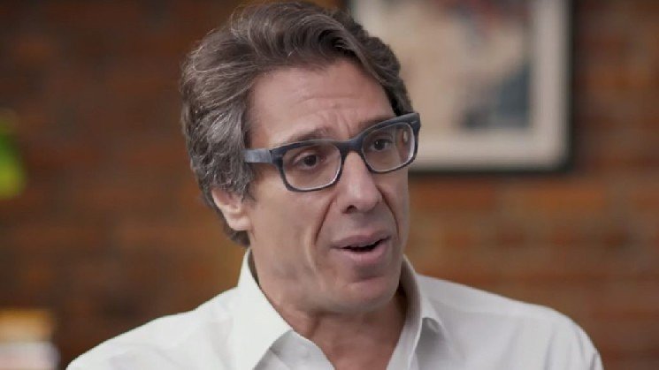 Experienced Analyst Dan Tapiero Reveals Bitcoin Price Prediction: &lsquo;If I Had $10,000, I Would Split It Between These Three&rsquo;