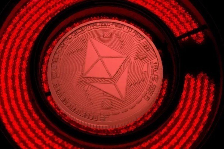 Bloomberg Senior Analyst McGlone Reveals His Latest Prediction for Ethereum (ETH): “Get Ready for This Level!” Bloomberg Senior Analyst McGlone Reveals His Latest Prediction for Ethereum (ETH): “Get Ready for This Level!”