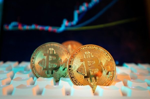 JPMorgan: &lsquo;The Sharp Sell-Off in Bitcoin and Altcoins Is Largely Over&rsquo;