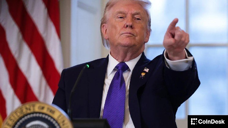 Bitcoin pops then drops as Supreme Court strikes down Trump tariffs Bitcoin pops then drops as Supreme Court strikes down Trump tariffs