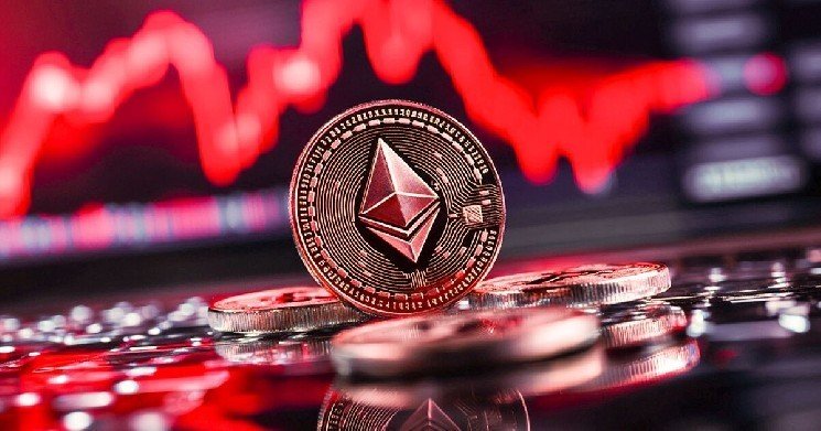 Ethereum at a Crossroads: Trendline Tests Meet Corrective Bounce Ethereum at a Crossroads: Trendline Tests Meet Corrective Bounce