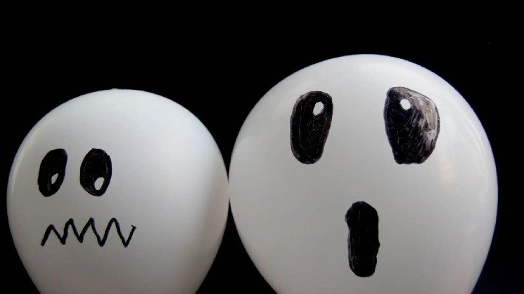 ETH, SOL, XRP extend losses as AI scare trade unsettles risk markets