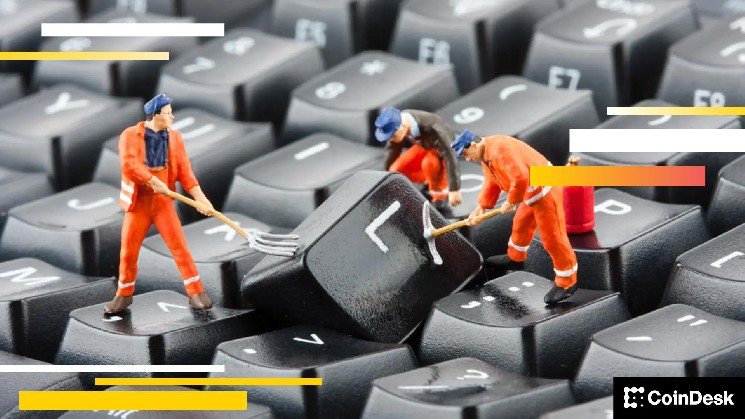 Crypto code commits fall 75% as developers move to AI projects