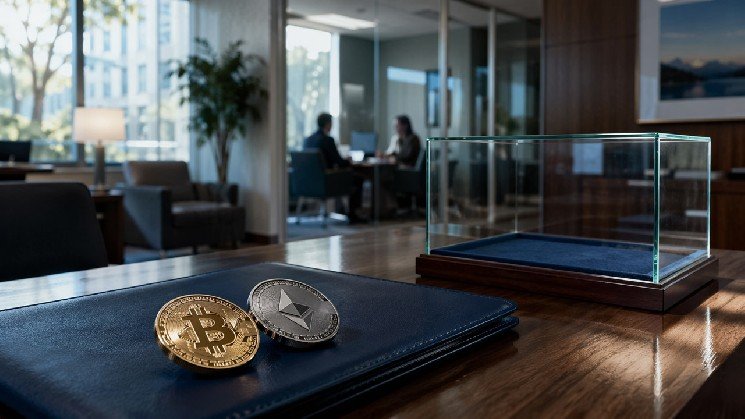 Charles Schwab is bringing Bitcoin to its 39 million clients &ndash; but without the protections they expect