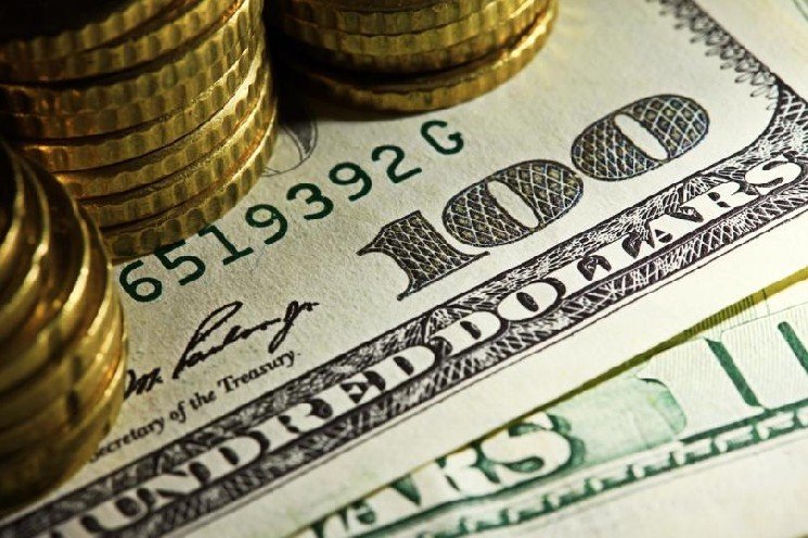 Bitcoin funds capture $700 million as institutions place their bets