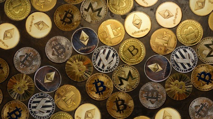 Crypto's Liquidity Outlook Darkens as Fed Hawkish Pivot Pushes Hike Odds to 77% Crypto's Liquidity Outlook Darkens as Fed Hawkish Pivot Pushes Hike Odds to 77%