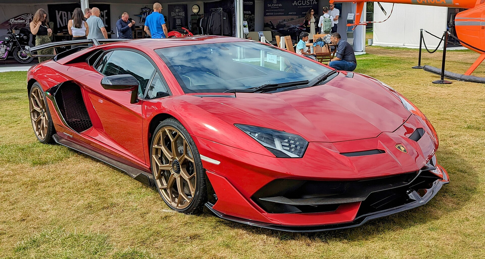 Teen crypto scammer stole $13M to splurge on private jets, Lambo