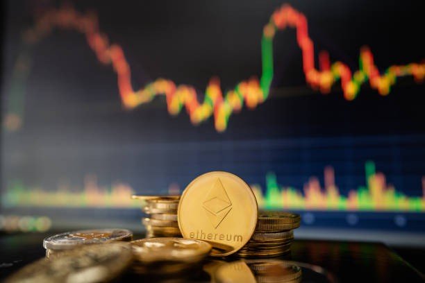 Ethereum Founder Dumps 100,000 ETH Worth $170M, What&rsquo;s Going On?