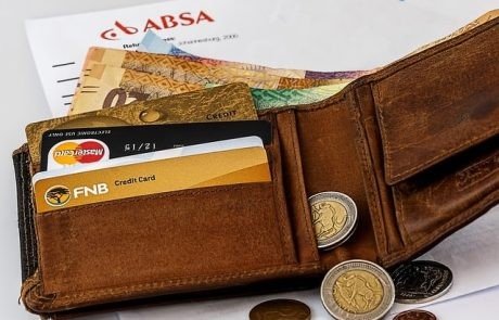 ZachXBT’s Hardware Wallet Criticism Ignites Debate Over Crypto Self-Custody ZachXBT’s Hardware Wallet Criticism Ignites Debate Over Crypto Self-Custody