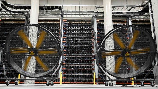 Bitcoin miners’ AI pipelines are on trial as Texas freezes 474 GW of data center requests Bitcoin miners’ AI pipelines are on trial as Texas freezes 474 GW of data center requests