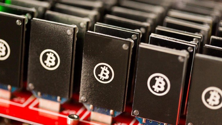 Bitcoin miners&rsquo; AI pivot pays off, but mining could revive with one twist