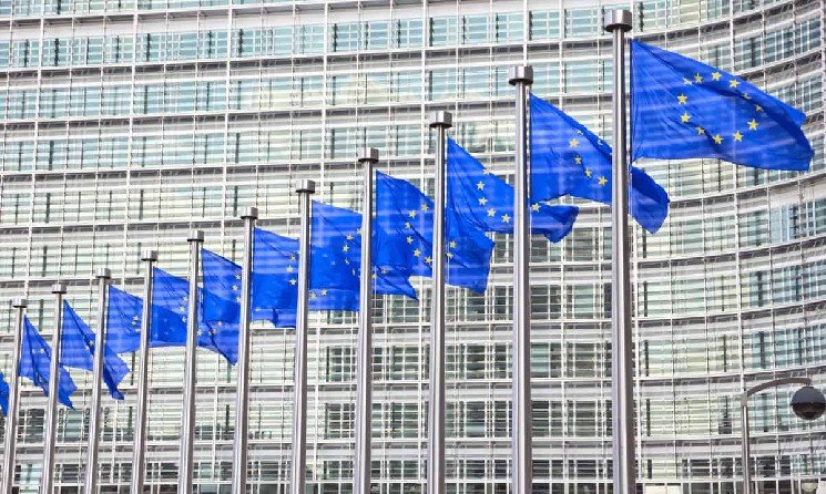 Scammers Pose as EU Regulators to Target Crypto Users Displaced by MiCA Deadline Scammers Pose as EU Regulators to Target Crypto Users Displaced by MiCA Deadline