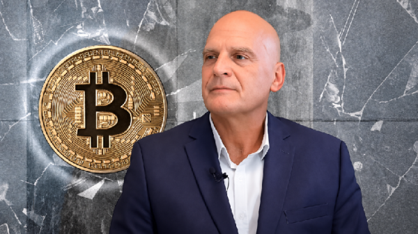 Bloomberg Legend Mike McGlone Issues a Warning About Bitcoin—He Reveals the Condition That Will Save BTC Bloomberg Legend Mike McGlone Issues a Warning About Bitcoin—He Reveals the Condition That Will Save BTC